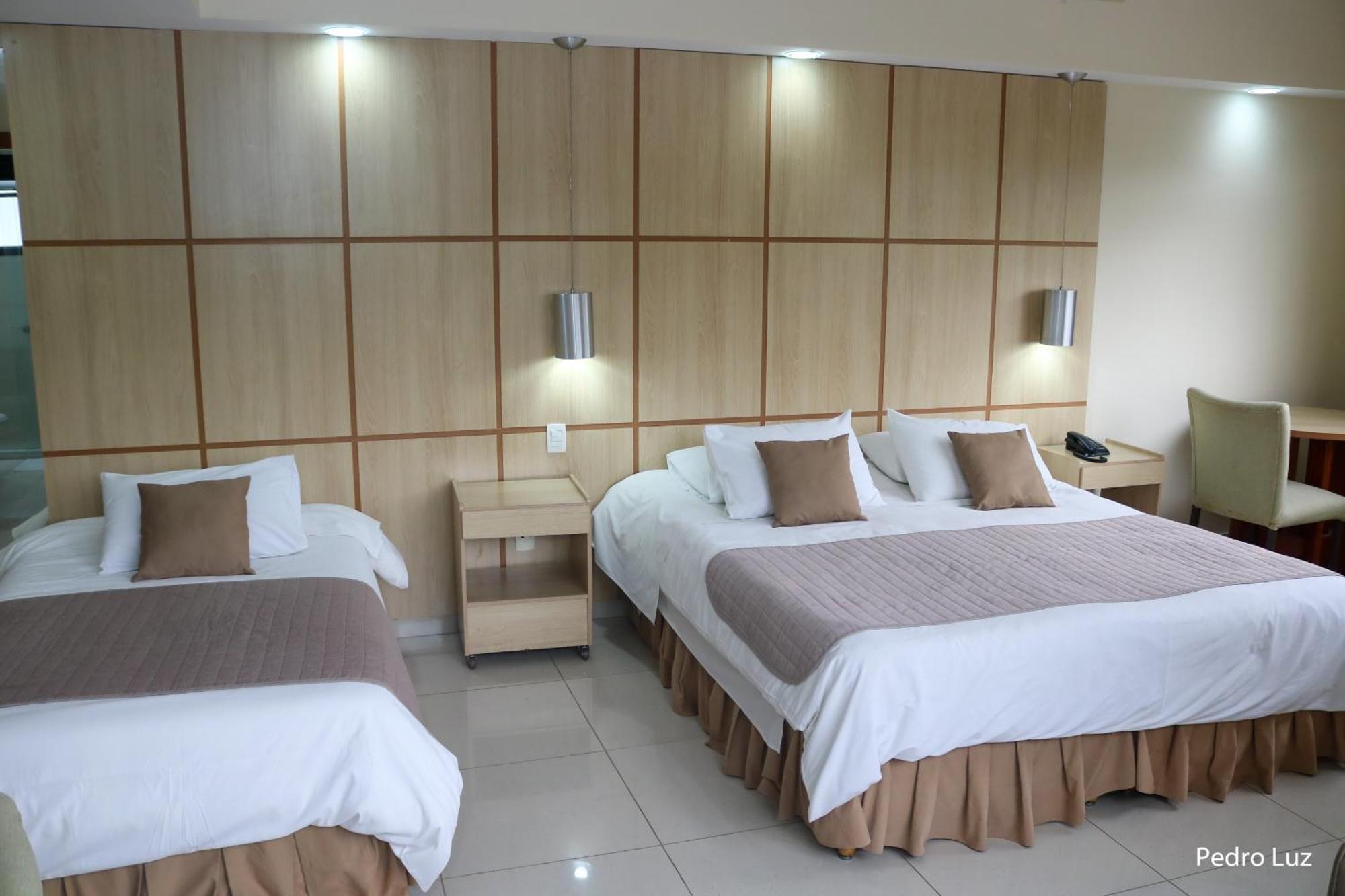 River Park Hotel 雷森迪 外观 照片
