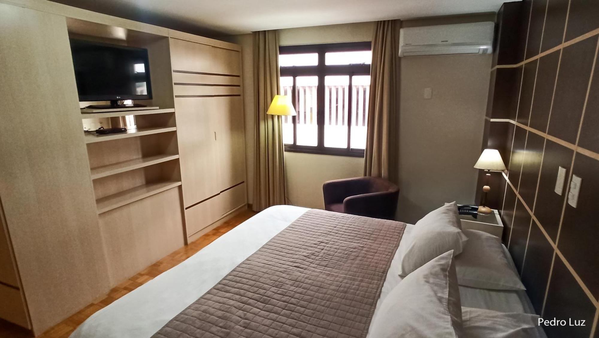 River Park Hotel 雷森迪 外观 照片