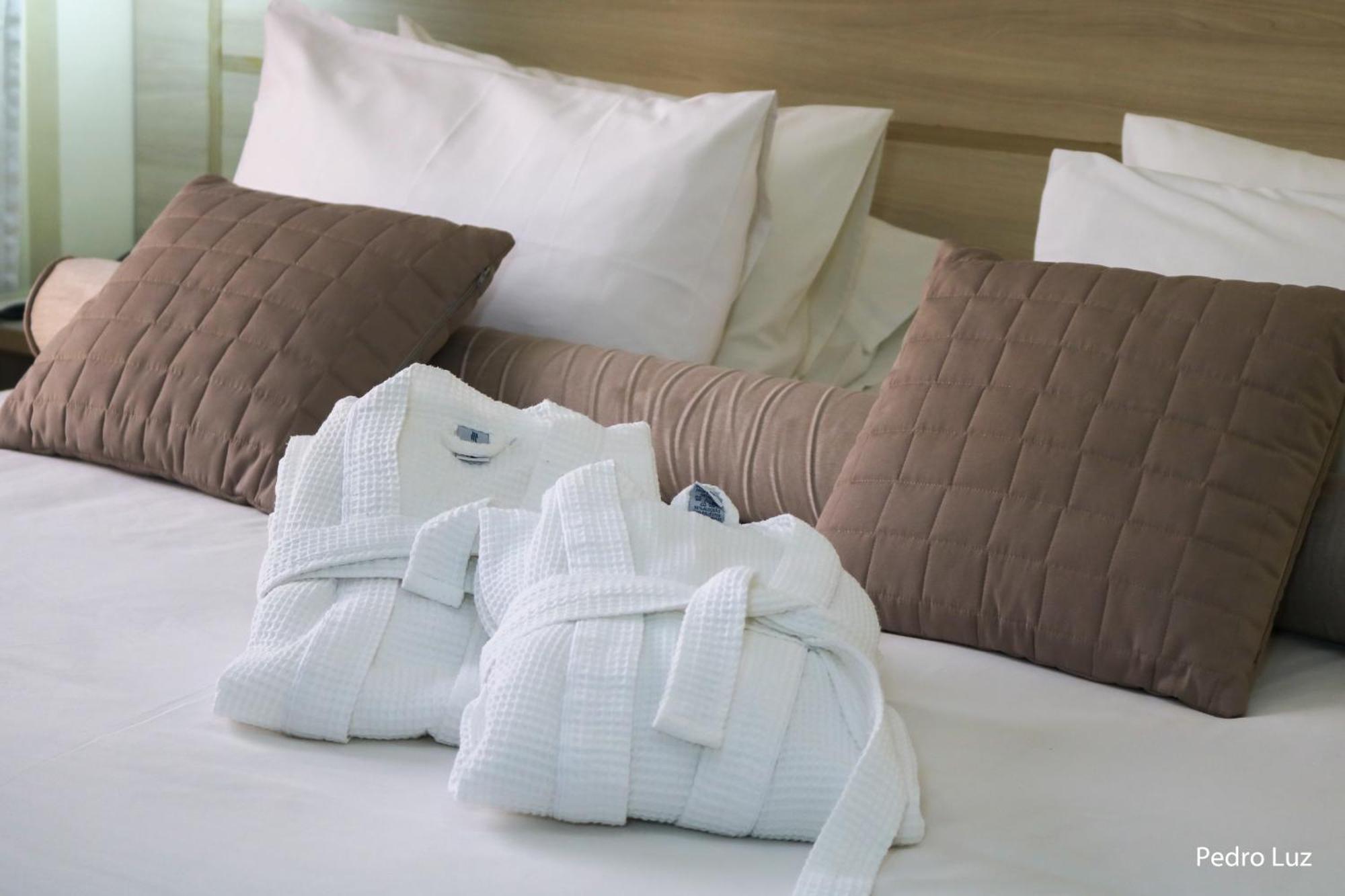 River Park Hotel 雷森迪 外观 照片